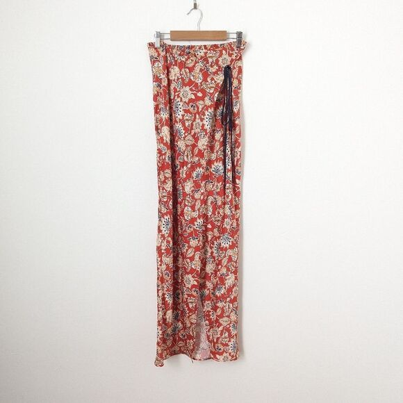 Bec & Bridge Red Floral Maxi Skirt - Picture 2 of 5